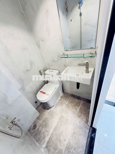 Bán nhà mới xinh đường Ba Đình P8 Q8