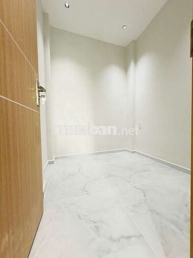 Bán nhà mới xinh đường Ba Đình P8 Q8