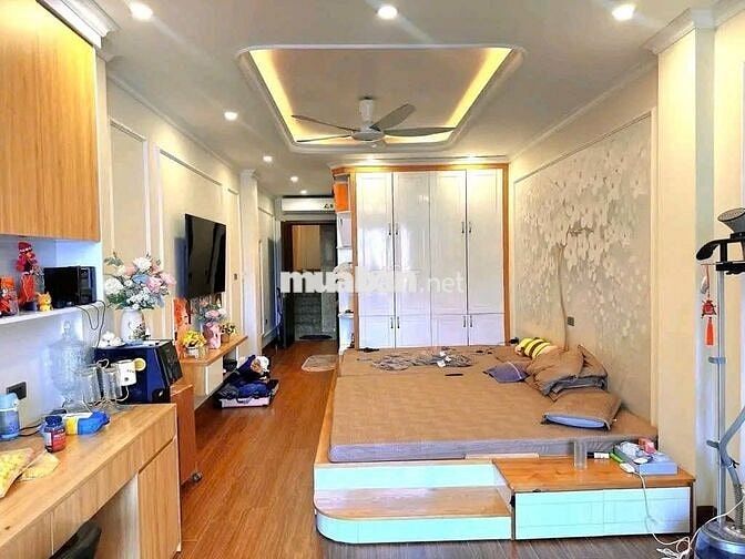 Bán nhà riêng Huyền Kỳ, Hà Đông, Sát phố, ô tô đỗ cổng, ở ngay.
