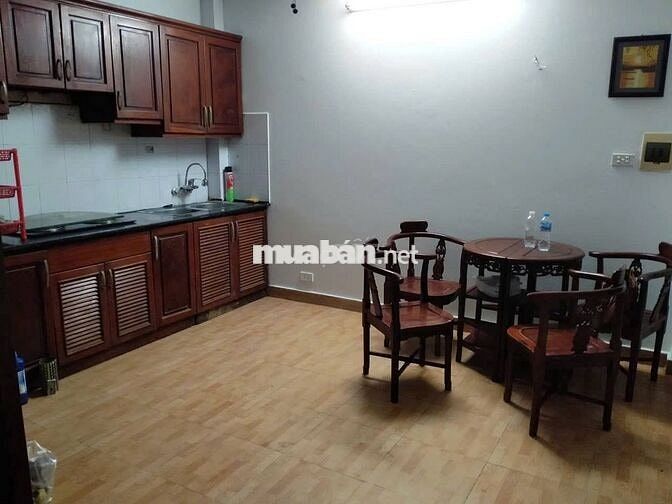 Cho thuê nhà 5 tầng 45m Đào Tấn, đủ nội thất