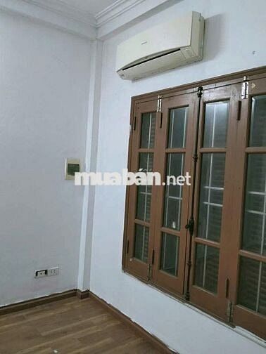 Cho thuê nhà 5 tầng 45m Đào Tấn, đủ nội thất