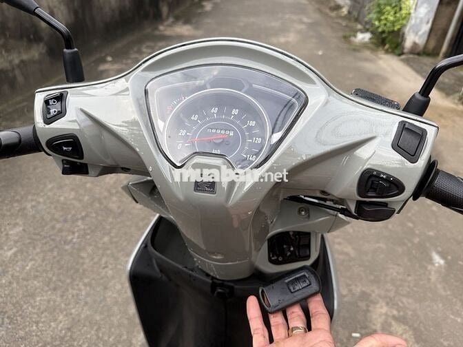 Vison khóa thông minh , xe đẹp ngon chính chủ
