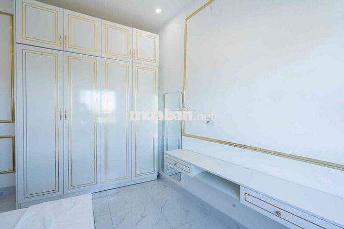 Cho thuê căn hộ 1 phòng ngủ ngay biển Mân Thái