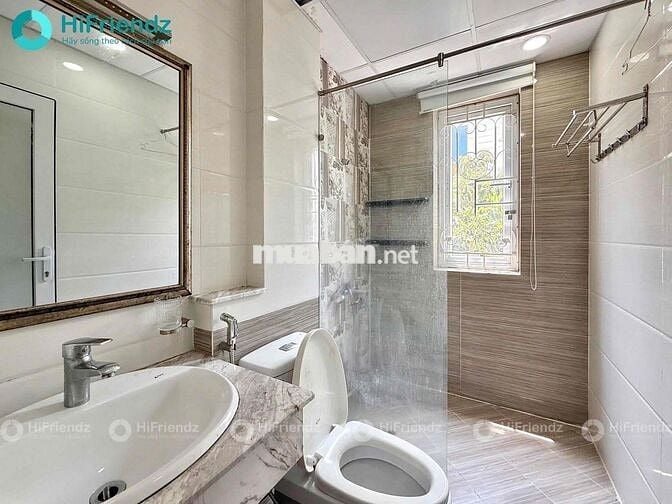 Căn hộ mini Full nội thất Thang máy gần Cầu Nguyễn Văn Cừ