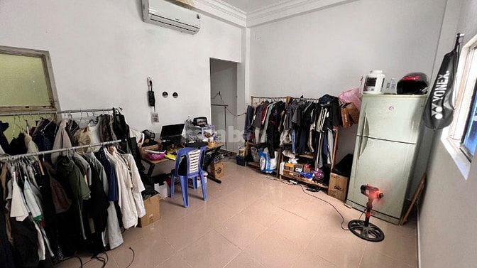 Cần pass phòng 443/91 Lê Văn sỹ giá 4tr , có máy lạnh