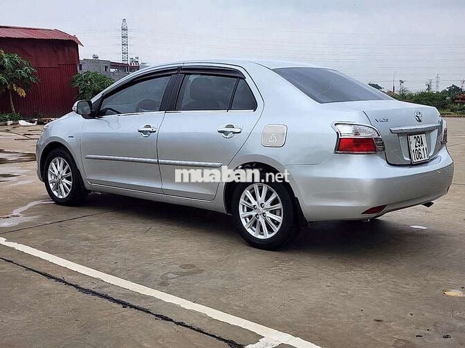 Vios E xịn sx2011,chính chủ từ mới .zin từ mặt