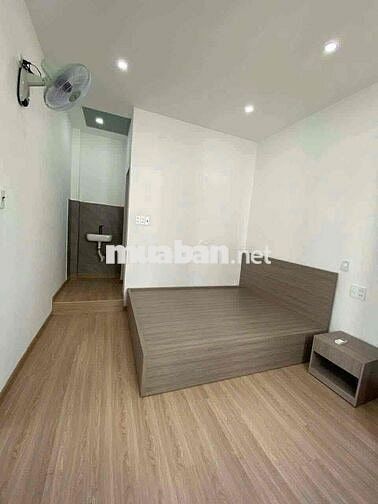 CHO THUÊ NHÀ 2 PN FULL NỘI THẤT GẦN PHẠM VĂN ĐỒNG