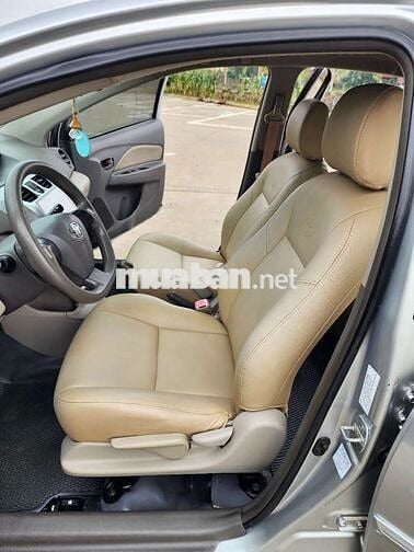 Vios E xịn sx2011,chính chủ từ mới .zin từ mặt