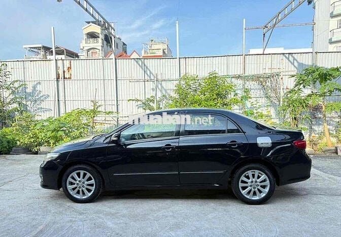 COROLLA ALTIS 2.0V 2010 ,XE GIA ĐÌNH XÀI RẤT ĐẸP