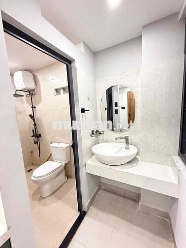 1 Phòng ngủ tách bep rộng 50m2 giá rẻ giáp VLU, Gigamall Phạm Văn Đồng
