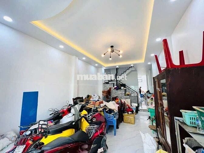 NHÀ 3 TẦNG ĐẸP MỚI — TÔ HIỆU -PHƯỜNG HIỆP TÂN   (4m x 18m)