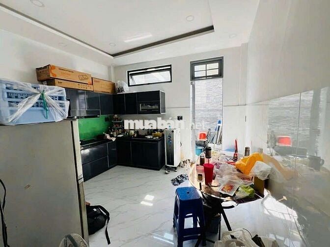 NHÀ 3 TẦNG ĐẸP MỚI — TÔ HIỆU -PHƯỜNG HIỆP TÂN   (4m x 18m)