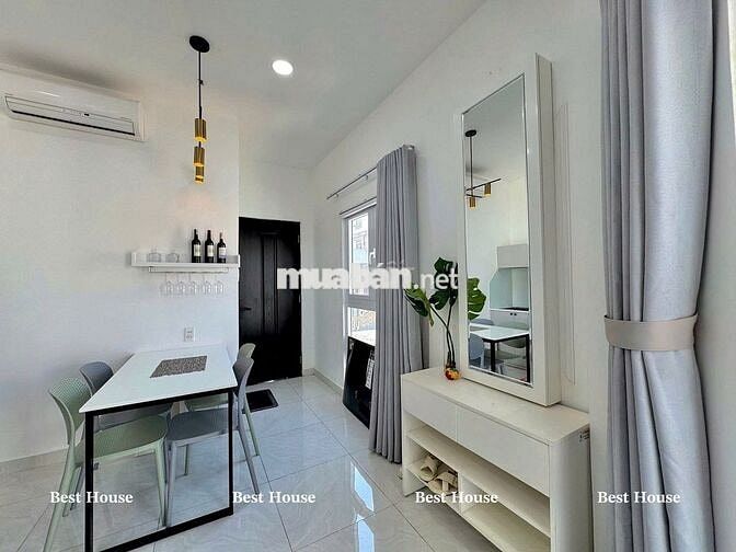Căn hộ full nội thất ban công, cửa sổ thoáng mát Dương Bá Trạc Quận 8