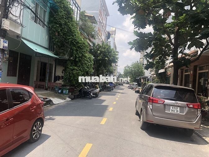 Chủ XC cần bán căn nhà 1T2L, 2MT trước sau đường nhựa 8m hai chiều ôtô