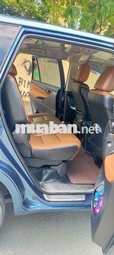 Toyota Innova 2019 2.0E - 140000 km