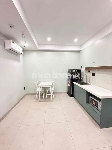 1 Phòng ngủ tách bep rộng 50m2 giá rẻ giáp VLU, Gigamall Phạm Văn Đồng