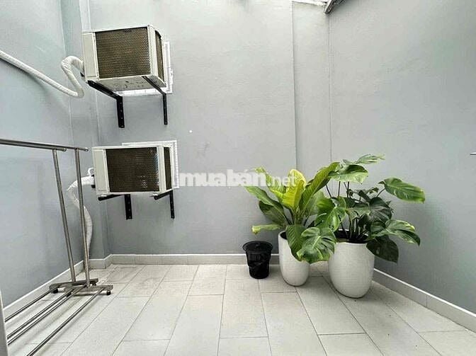 Cho thuê rẻ nhà Lũy Bán Bích hẻm 4m