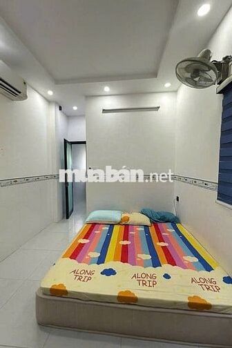 Nhà Bán Võ Văn Kiệt Q5 1 trệt 2 lầu sân thượng 27m2 nhà đẹp ở liền