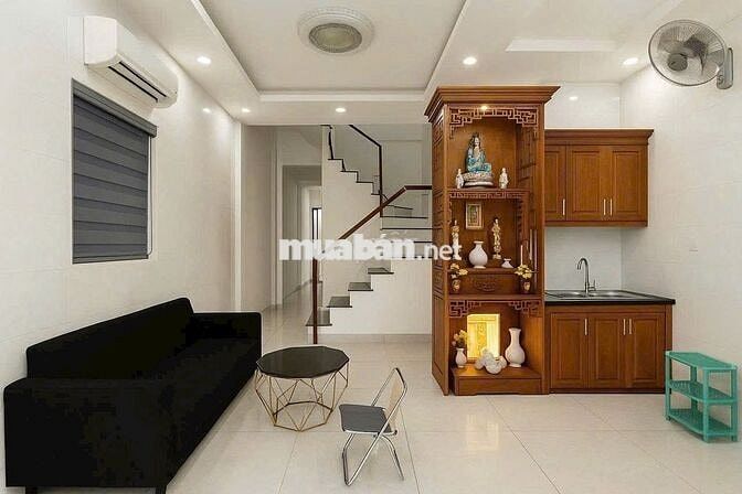 Nhà Bán Võ Văn Kiệt Q5 1 trệt 2 lầu sân thượng 27m2 nhà đẹp ở liền