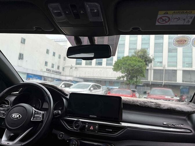 Kia K3 2019 - 100000 km
