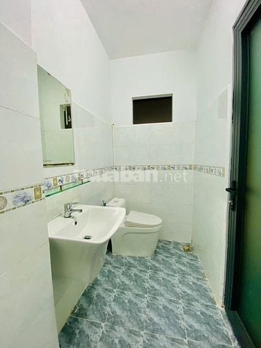 BÁN NHÀ SIÊU PHẨM NHÀ ĐẸP, ĐƯỜNG Ô TÔ XE HƠI VÀO NHÀ, 457 LÊ VĂN THỌ