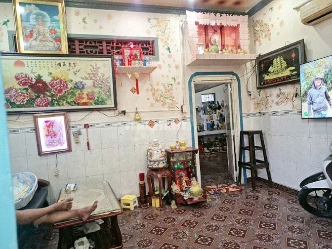 Nhà Nở Hậu, Lê Văn Lương, 03 Tầng, DT 4,4x14m