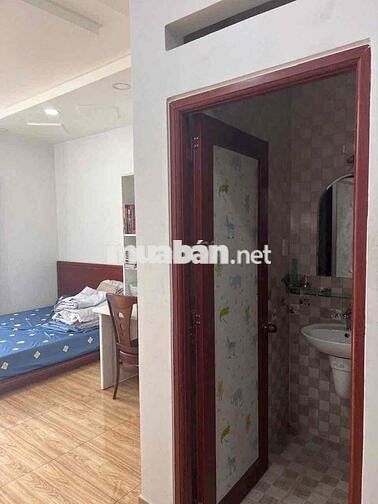 Nhà 4X26 1 trệt 3 lầu , 6 PN , Trường Chinh , Quận 12