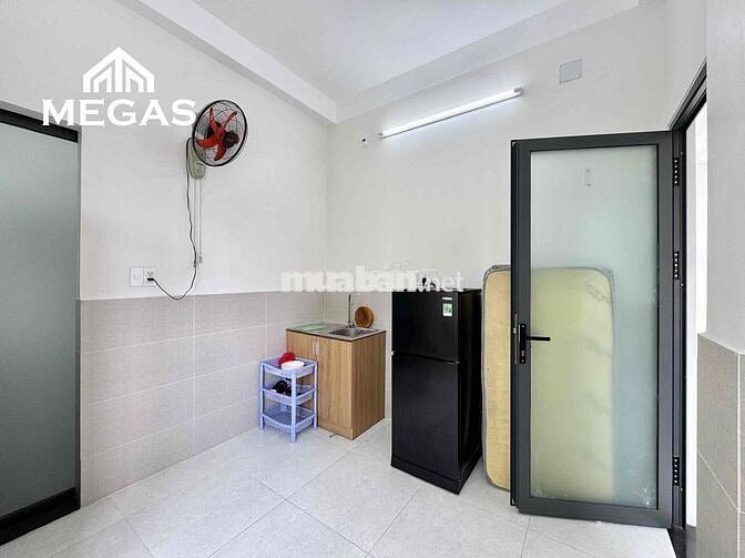 STUDIO CỬA SỔ TRỜI XÂY MỚI 100% - CẠNH VIETTEL TOWER, QUẬN 3