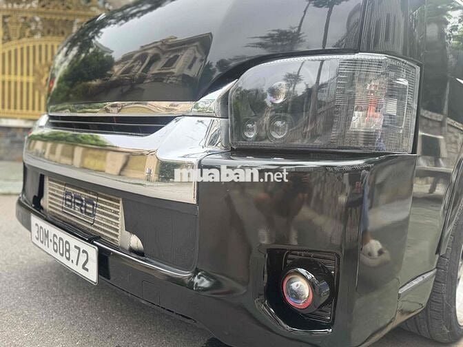 Toyota Hiace 2009 - 20 km