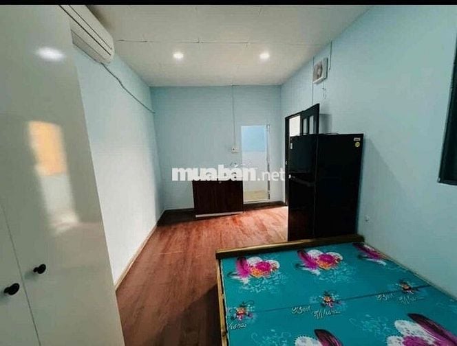 TÌM NAM Ở GHÉP- MẶT TIỀN BẮC HẢI,NGAY CV LÊ THỊ RIÊNG- CHỈ 2,25TR