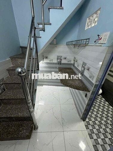 Bán nhà giá rẻ f15.Q8 ngay chợ Vạn Nguyên 1ty140 triệu