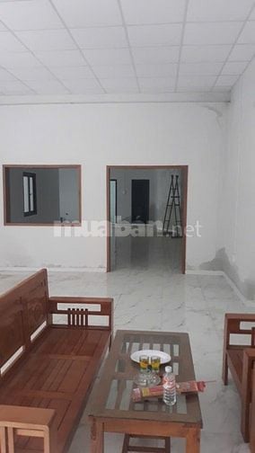 Cho thuê nhà mặt đường ô tô , 150m2 ( 6 x 25m ) , 1 trệt 1 gác suốt , 