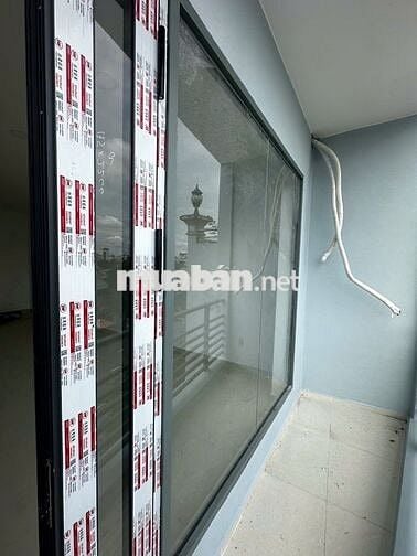 Cho Thuê Nhà MT LÊ Trọng Tấn , 1 Trệt 3 Lầu..
