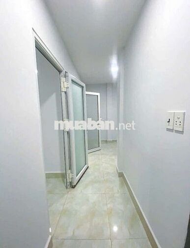Nhà mới cách mạng tháng 8 quận 3