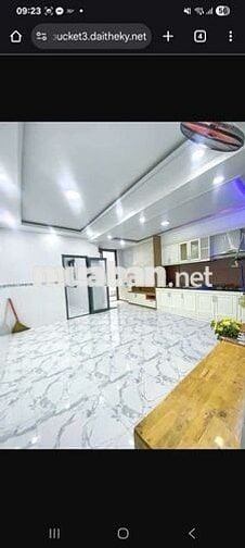 Nhà mới cách mạng tháng 8 quận 3