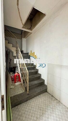 CHO THUÊ TẦNG TRỆT 5X20 MẶT TIỀN  DÂN CHỦ