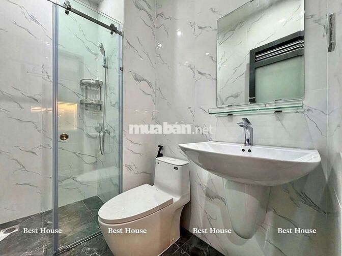 Căn hộ full nội thất ban công, cửa sổ thoáng mát Hồ Hảo Hớn Quận 1