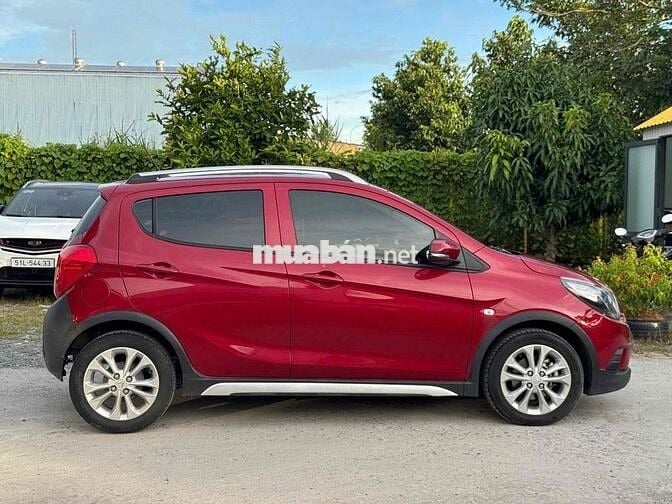 VinFast Fadil 2021 Tiêu chuẩn Đỏ