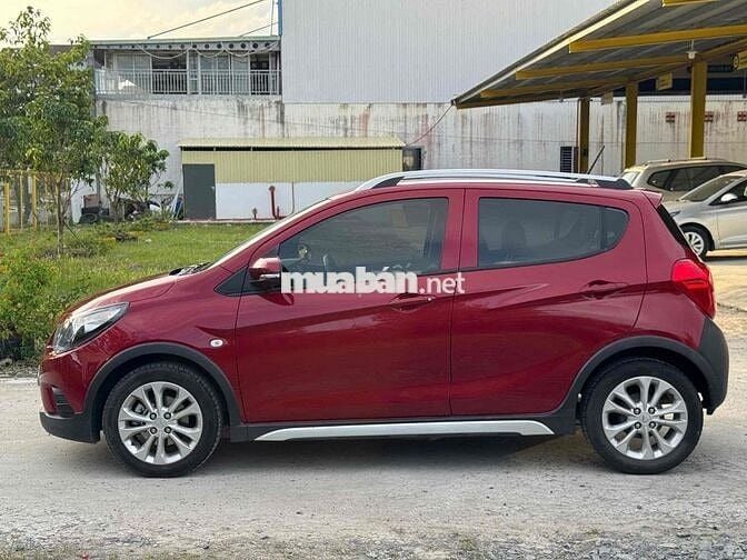 VinFast Fadil 2021 Tiêu chuẩn Đỏ