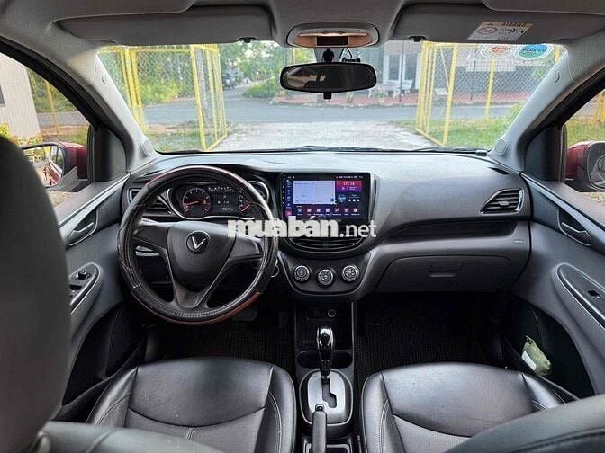 VinFast Fadil 2021 Tiêu chuẩn Đỏ