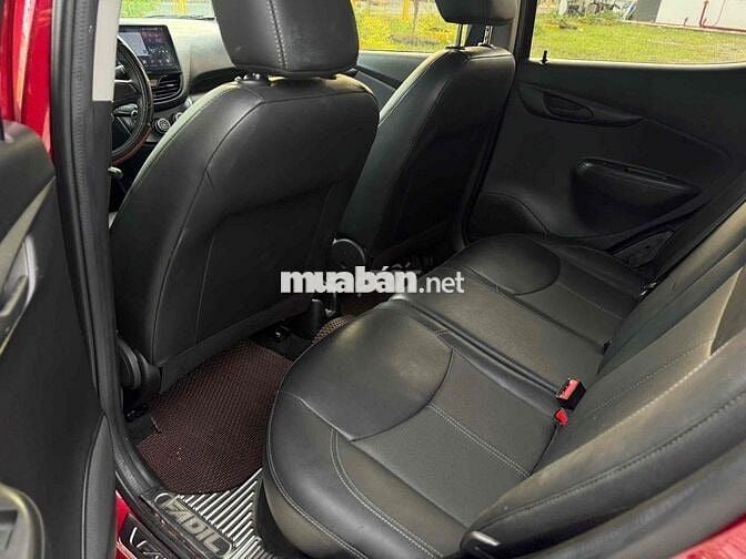 VinFast Fadil 2021 Tiêu chuẩn Đỏ