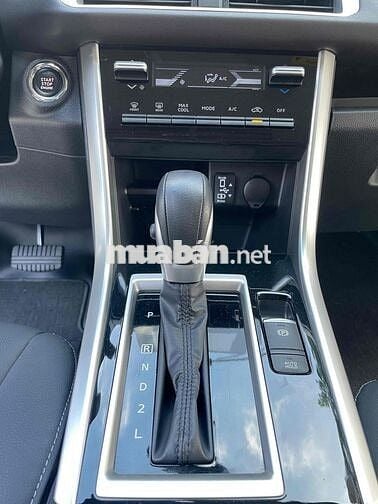 Mitsubishi Xpander 2022 AT Premium - 27000 km