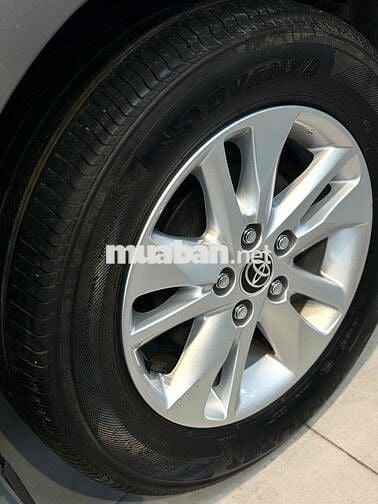 Toyota Innova 2019 2.0E -81000 km | Chạy gia đình
