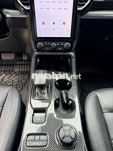Ford Everest 2023 Titanium Plus 4x4 AT - 3700