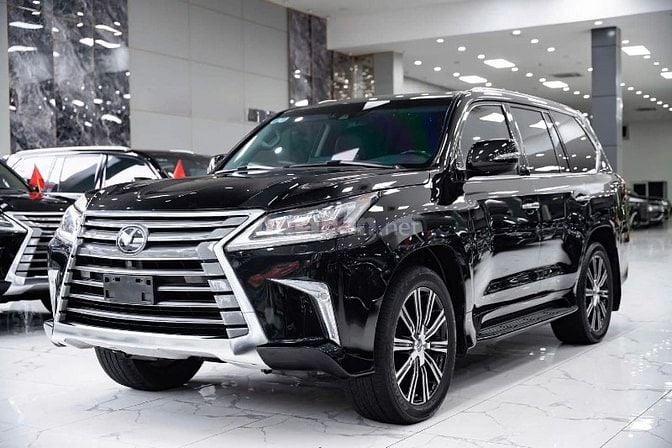 Bán  Lexus LX570 nhập Mỹ, sản xuất 2020, lăn bánh 4 vạn km.