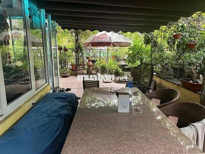 Bán Căn Hộ Chung Cư - Diện Tích Sử Dụng 450m2 - Cafe Sân Vườn - 3PN