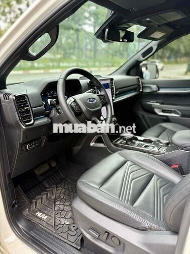 Ford Everest 2023 Titanium Plus 4x4 AT - 3700