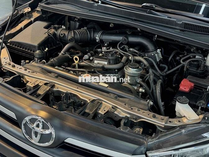 Toyota Innova 2019 2.0E -81000 km | Chạy gia đình