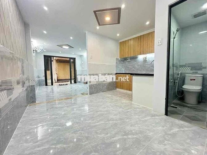 4,39 Tỷ- Bán nhà 32m2- HXH 3 Tầng - Văn Thân, Quận 6- Sổ riêng