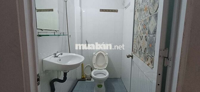 PHÒNG 20M2, NỘI THẤT, GẦN SPKT VÀ ĐH NGÂN HÀNG, HOÀNG DIỆU 2